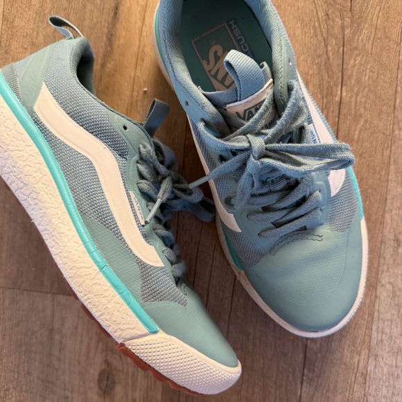 Vans Ultrarange Exo Shoes | Tellis Green - Picture 2 of 11